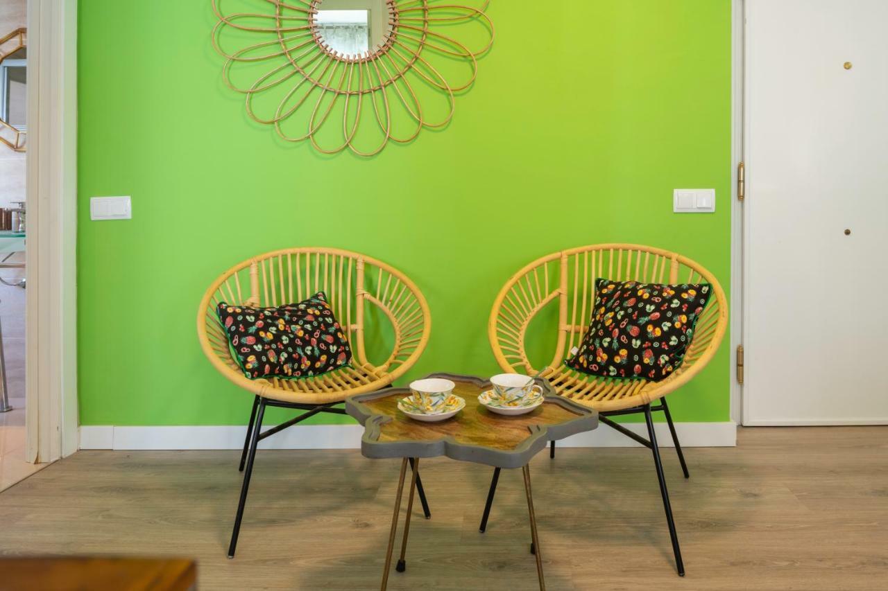 Malagueta Malibu Apartment Malaga Bagian luar foto